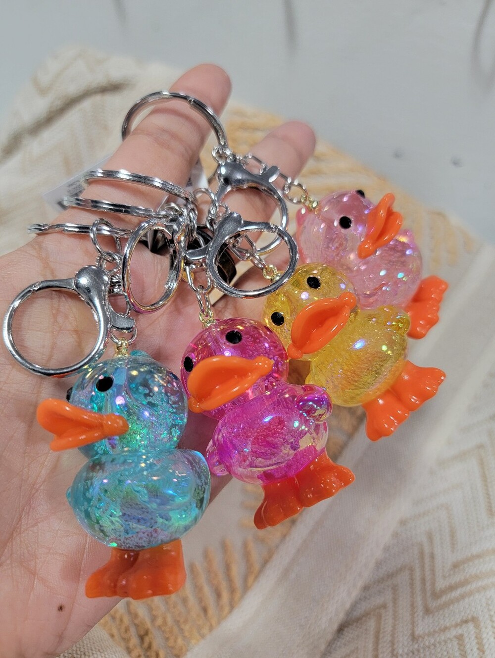 4pcs Cute Glitter Duck Keychain - Assorted Colors